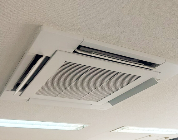 奈良県 大和郡山市 日本キヤリア 天カセ4方向 業務用エアコン 室内機 工事写真